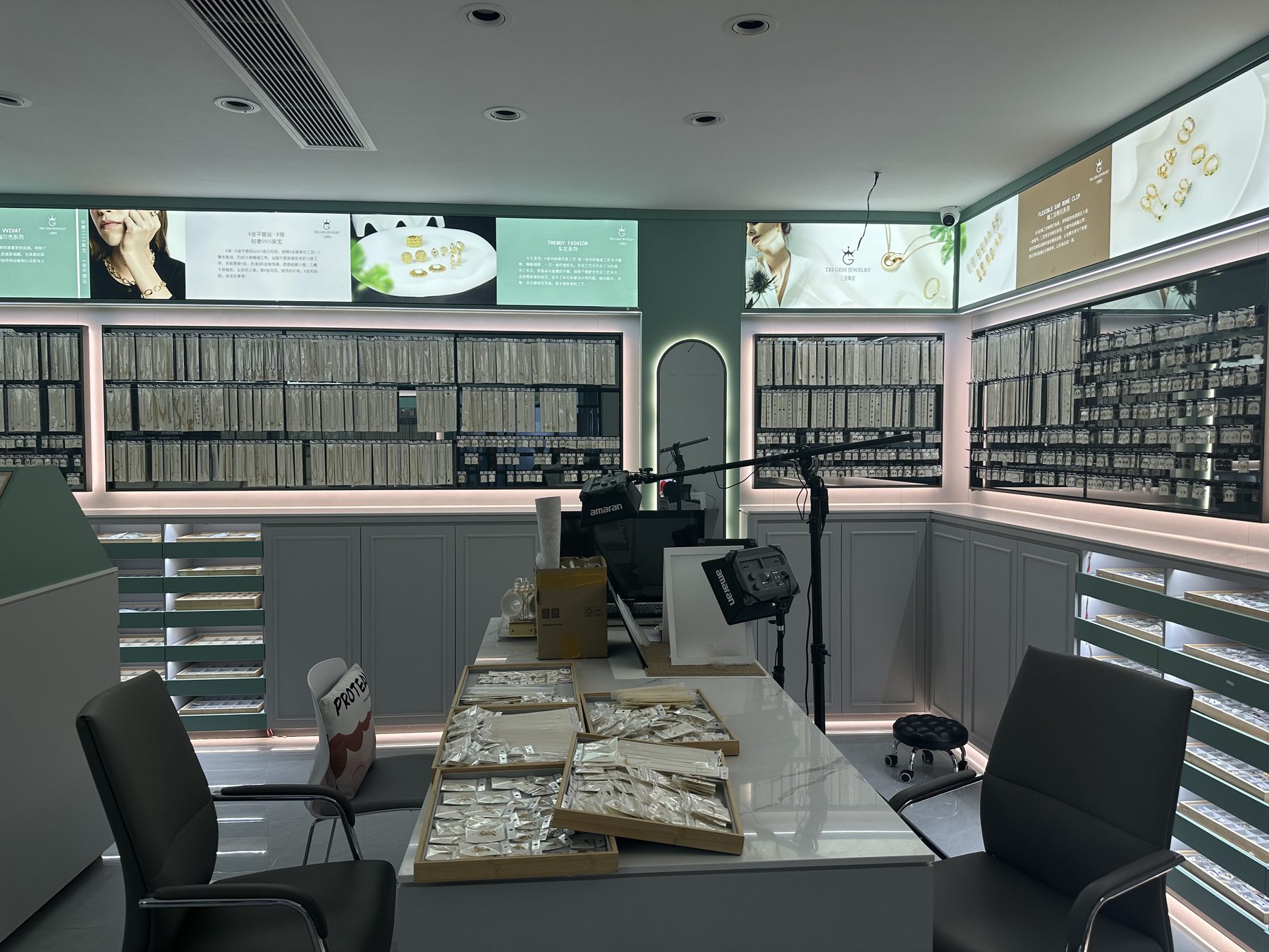 Hibiscus Silver sample room displaying jewelry collections